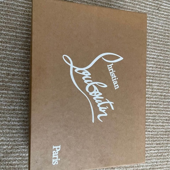 Christian Louboutin 120mm So Kate Patent Heels - Picture 7 of 7